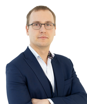 Hannes-Martin Uibooss - CEO
